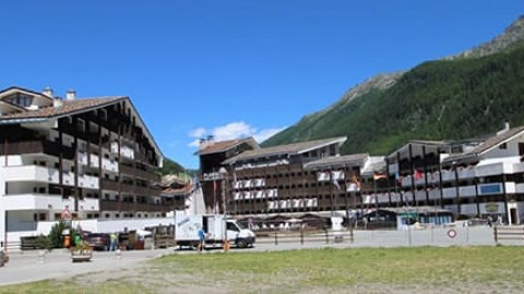2023 valle d'aosta la thuile residence IN21